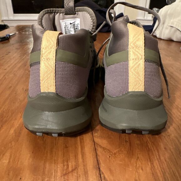 Nike Men’s Gortex Trail 4 Shoe Size 9 New Hike Run - Picture 2 of 5
